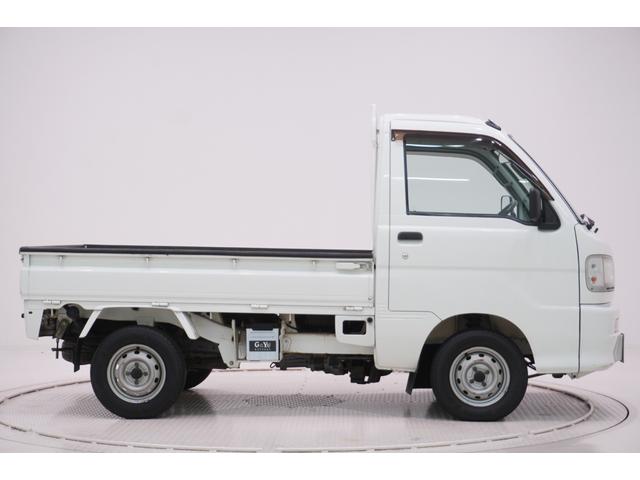 ハイゼットトラックスペシャルＭＴ５速　ラジオ　エアコン　ティーゼットデオプラス（岡山県）の中古車
