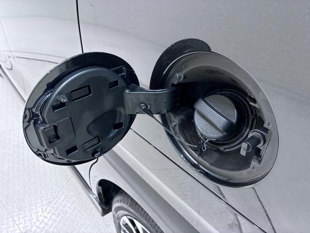 タントカスタムＲＳパノラマモニター　７インチナビ　両側パワースライドドア　シートヒーター　ＵＳＢ入力端子　Ｂｌｕｅｔｏｏｔｈ　オートライト　キーフリー　アイドリングストップ　ティーゼットデオプラス（岡山県）の中古車