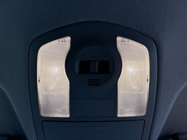 プリウスアルファＧキーフリー　電動格納式ドアミラー　エアコン　パワーステアリング　パワーウィンドウ　運転席エアバッグ　ＡＢＳ　ティーゼットデオプラス（岡山県）の中古車