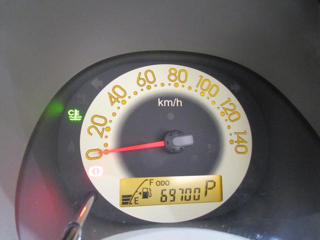 エッセＸキーレスエントリー　ＣＤチューナー　電動格納式ドアミラー　エアコン　パワーステアリング　パワーウィンドウ　運転席エアバッグ　ＡＢＳ　ティーゼットデオプラス（岡山県）の中古車