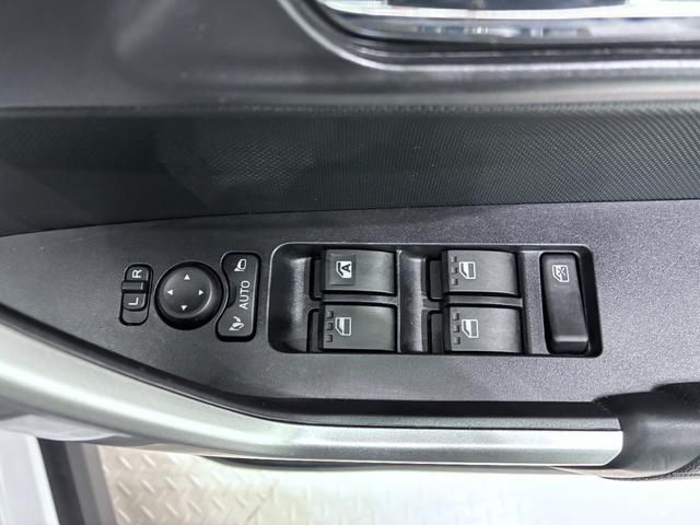 ロッキープレミアムＧ　ＨＥＶシートヒーター　オートライト　キーフリー　バックモニター　ナビ　ドライブレコーダー　ＵＳＢ入力端子　Ｂｌｕｅｔｏｏｔｈ　衝突被害軽減システム　レーンアシスト　オートマチックハイビーム（岡山県）の中古車