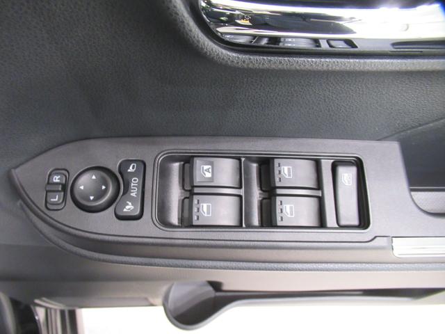 タントカスタムＸパノラマモニター　７インチナビ　両側パワースライドドア　シートヒーター　ＵＳＢ入力端子　Ｂｌｕｅｔｏｏｔｈ　オートライト　キーフリー　アイドリングストップ　ティーゼットデオプラス（岡山県）の中古車