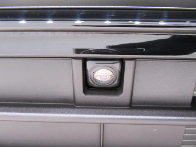 タントカスタムＸパノラマモニター　７インチナビ　両側パワースライドドア　シートヒーター　ＵＳＢ入力端子　Ｂｌｕｅｔｏｏｔｈ　オートライト　キーフリー　アイドリングストップ　ティーゼットデオプラス（岡山県）の中古車