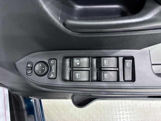 タントＸシートヒーター　左側パワースライドドア　オートライト　キーフリー　アイドリングストップ　パノラマモニター　ナビ　ドライブレコーダー　ＵＳＢ入力端子　Ｂｌｕｅｔｏｏｔｈ　ティーゼットデオプラス（岡山県）の中古車