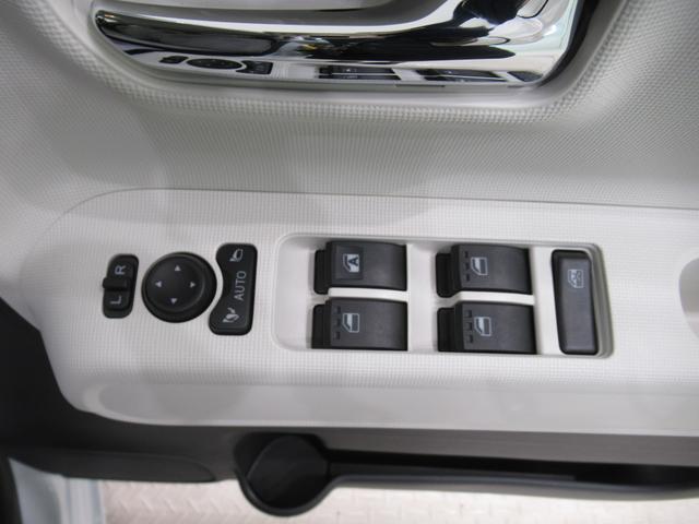ムーヴキャンバスストライプスＧバックモニター　１０インチナビ　両側パワースライドドア　シートヒーター　ＵＳＢ入力端子　Ｂｌｕｅｔｏｏｔｈ　ホッとカップホルダー　オートライト　キーフリー　アイドリングストップ　ティーゼットデオプラス（岡山県）の中古車