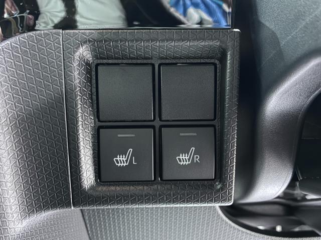 タントカスタムＲＳ両側パワースライドドア　シートヒーター　ＵＳＢ入力端子　ＣＤチューナー　オートライト　キーフリー　アイドリングストップ　衝突被害軽減システム　レーンアシスト　オートマチックハイビーム（岡山県）の中古車