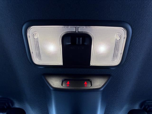 タントカスタムＲＳ両側パワースライドドア　シートヒーター　ＵＳＢ入力端子　ＣＤチューナー　オートライト　キーフリー　アイドリングストップ　衝突被害軽減システム　レーンアシスト　オートマチックハイビーム（岡山県）の中古車