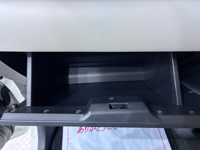 ムーヴキャンバスＧメイクアップリミテッド　ＳＡ３両側パワースライドドア　オートライト　キーフリー　アイドリングストップ　ＵＳＢ入力端子　電動格納式ドアミラー　衝突被害軽減システム　レーンアシスト　オートマチックハイビーム　ティーゼットデオプラス（岡山県）の中古車