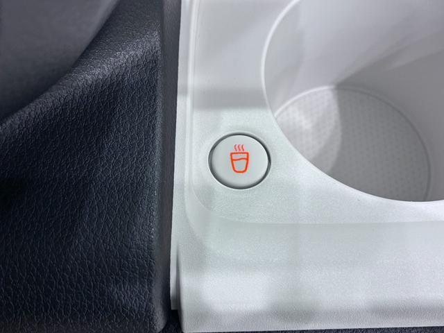 ムーヴキャンバスストライプスＧバックモニター　７インチナビ　両側パワースライドドア　シートヒーター　ＵＳＢ入力端子　Ｂｌｕｅｔｏｏｔｈ　電動パーキングブレーキ　オートライト　キーフリー　アイドリングストップ　ティーゼットデオプラス（岡山県）の中古車