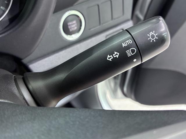 ラクティスＧオートライト　キーフリー　電動格納式ドアミラー　エアコン　パワーステアリング　パワーウィンドウ　運転席エアバッグ　ＡＢＳ　ティーゼットデオプラス（岡山県）の中古車