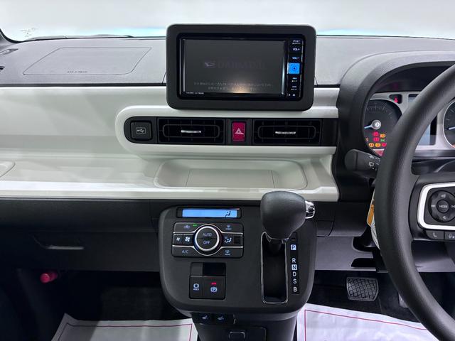 ムーヴキャンバスストライプスＧバックモニター　７インチナビ　両側パワースライドドア　シートヒーター　ＵＳＢ入力端子　Ｂｌｕｅｔｏｏｔｈ　ホッとカップホルダー　オートライト　キーフリー　アイドリングストップ　ティーゼットデオプラス（岡山県）の中古車