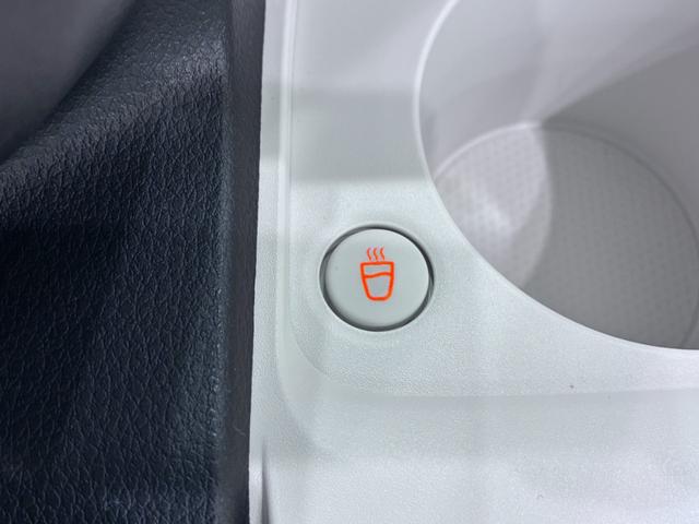 ムーヴキャンバスストライプスＧバックモニター　７インチナビ　両側パワースライドドア　シートヒーター　ＵＳＢ入力端子　Ｂｌｕｅｔｏｏｔｈ　ホッとカップホルダー　オートライト　キーフリー　アイドリングストップ　ティーゼットデオプラス（岡山県）の中古車
