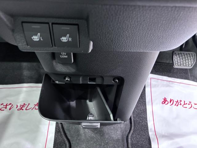 ムーヴキャンバスストライプスＧパノラマモニター　７インチナビ　両側パワースライドドア　シートヒーター　ＵＳＢ入力端子　Ｂｌｕｅｔｏｏｔｈ　ホッとカップホルダー　オートライト　キーフリー　アイドリングストップ　ティーゼットデオプラス（岡山県）の中古車