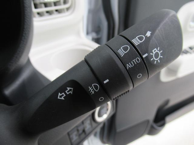 ムーヴキャンバスストライプスＧバックモニター　７インチナビ　両側パワースライドドア　シートヒーター　ＵＳＢ入力端子　Ｂｌｕｅｔｏｏｔｈ　ホッとカップホルダー　オートライト　キーフリー　アイドリングストップ　ティーゼットデオプラス（岡山県）の中古車