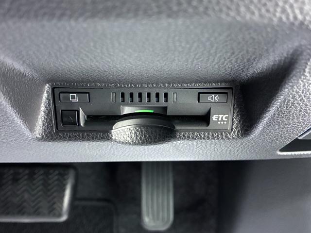 ヤリスクロスハイブリッドＧオートライト　キーフリー　ＵＳＢ入力端子　電動格納式ドアミラー　エアコン　パワーステアリング　パワーウィンドウ　運転席エアバッグ　ＡＢＳ　ティーゼットデオプラス（岡山県）の中古車