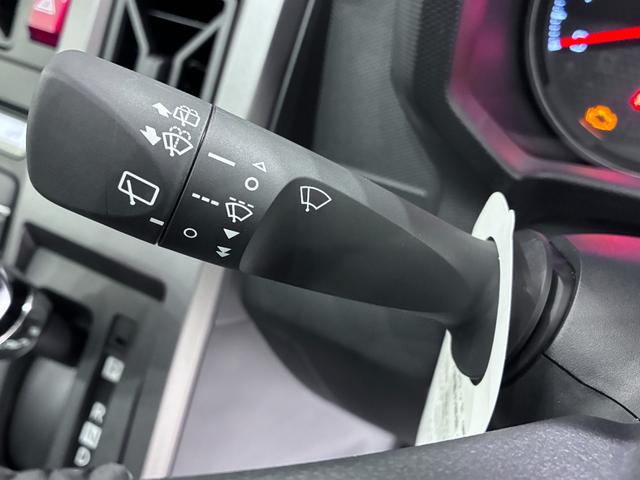 タフトG クロムベンチャーバックモニター 9インチディスプレイオーディオ シートヒーター USB入力端子 Bluetooth オートライト キーフリー アイドリングストップ 電動パーキングブレーキ ティーゼットデオプラス(岡山県)の中古車