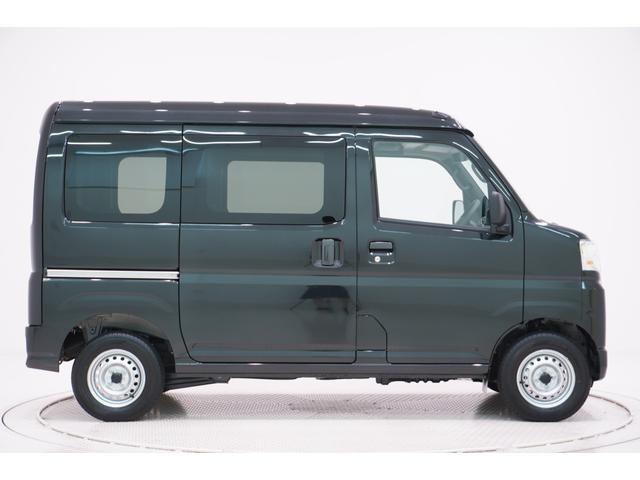 ハイゼットカーゴデラックス４ＷＤ　両側スライドドア　ＡＭ／ＦＭラジオ　オートライト　キーレスエントリー　アイドリングストップ　衝突被害軽減システム　レーンアシスト　オートマチックハイビーム　ティーゼットデオプラス（岡山県）の中古車