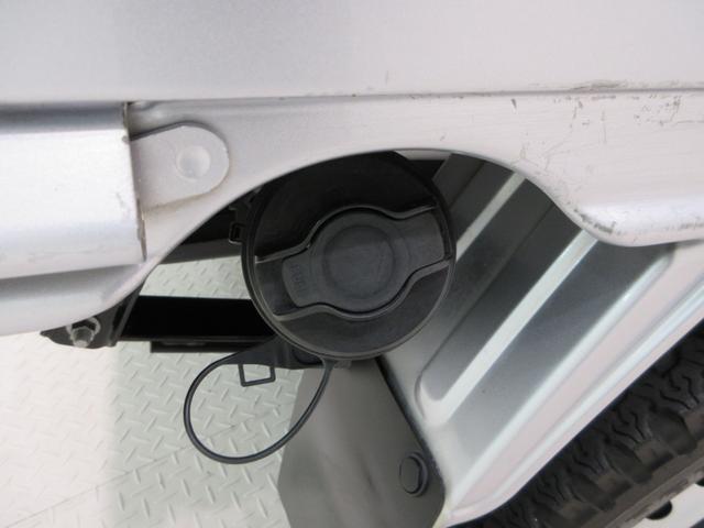 ハイゼットトラックスタンダード 農用スペシャル4WD MT5速 AM/FMラジオ 荷台作業灯 エアコン パワーステアリング 運転席エアバッグ ティーゼットデオプラス(岡山県)の中古車
