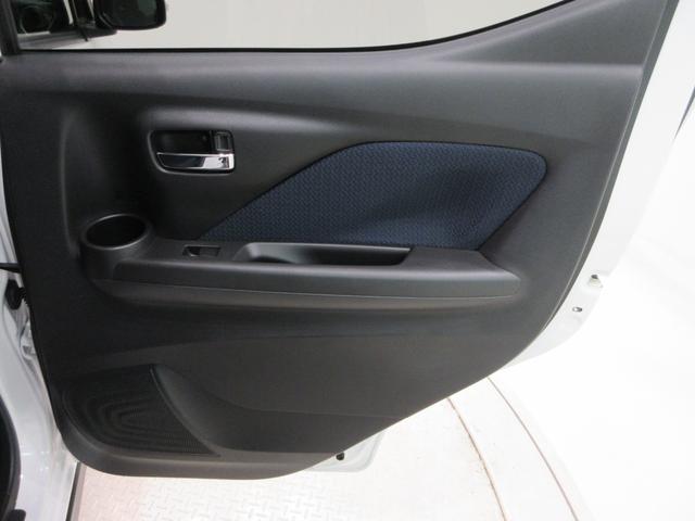 eKクロスGオートライト キーフリー 電動格納式ドアミラー エアコン パワーステアリング パワーウィンドウ 運転席エアバッグ ABS ティーゼットデオプラス(岡山県)の中古車