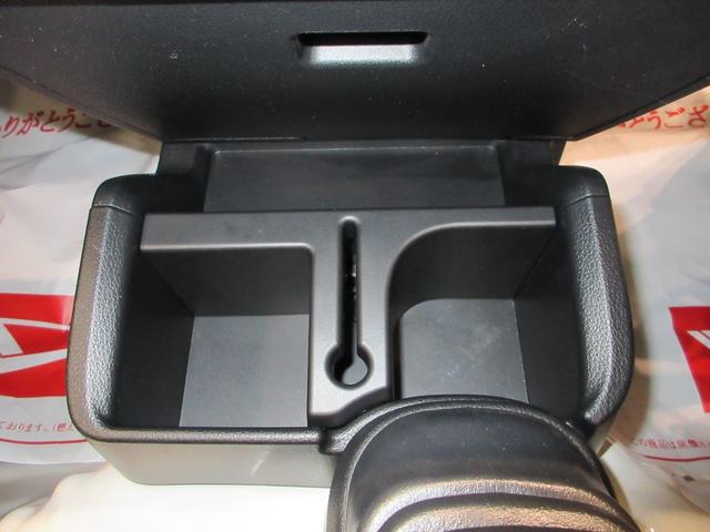 ハイゼットトラックスタンダード 農用スペシャル4WD MT5速 荷台作業灯 AM/FMラジオ オートライト アイドリングストップ 衝突被害軽減システム レーンアシスト オートマチックハイビーム ティーゼットデオプラス(岡山県)の中古車