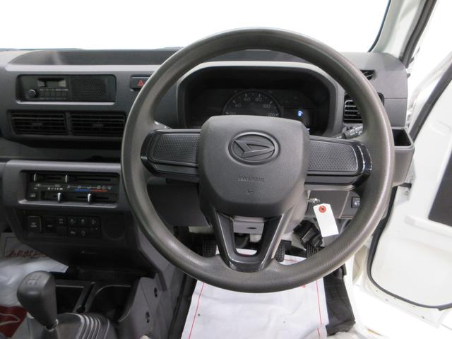 ハイゼットトラックスタンダード 農用スペシャル4WD MT5速 荷台作業灯 AM/FMラジオ オートライト アイドリングストップ 衝突被害軽減システム レーンアシスト オートマチックハイビーム ティーゼットデオプラス(岡山県)の中古車