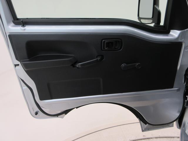 ハイゼットトラックスタンダード 農用スペシャル4WD 荷台作業灯 AM/FMラジオ オートライト アイドリングストップ 衝突被害軽減システム レーンアシスト オートマチックハイビーム ティーゼットデオプラス(岡山県)の中古車