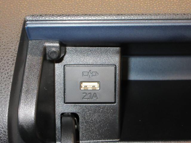 タントカスタムＲＳバックモニター　７インチナビ　ドライブレコーダー　両側パワースライドドア　シートヒーター　ＵＳＢ入力端子　Ｂｌｕｅｔｏｏｔｈ　オートライト　キーフリー　アイドリングストップ　ティーゼットデオプラス（岡山県）の中古車