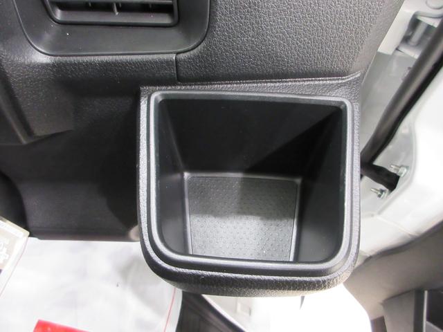 ハイゼットカーゴデラックス４ＷＤ　両側スライドドア　ＡＭ／ＦＭラジオ　オートライト　キーレスエントリー　アイドリングストップ　衝突被害軽減システム　レーンアシスト　オートマチックハイビーム　ティーゼットデオプラス（岡山県）の中古車