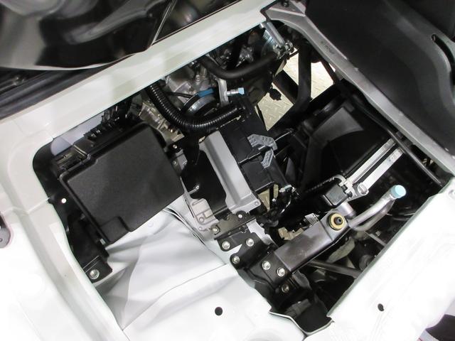 ハイゼットトラックスタンダード　農用スペシャル４ＷＤ　ＭＴ５速　ＡＭ／ＦＭラジオ　荷台作業灯　オートライト　アイドリングストップ　衝突被害軽減システム　レーンアシスト　オートマチックハイビーム　ティーゼットデオプラス（岡山県）の中古車