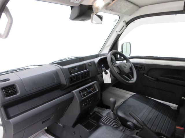 ハイゼットトラックスタンダード　農用スペシャル４ＷＤ　ＭＴ５速　ＡＭ／ＦＭラジオ　荷台作業灯　オートライト　アイドリングストップ　衝突被害軽減システム　レーンアシスト　オートマチックハイビーム　ティーゼットデオプラス（岡山県）の中古車