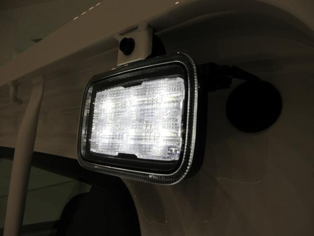 ハイゼットトラックスタンダード　農用スペシャル４ＷＤ　ＭＴ５速　ＡＭ／ＦＭラジオ　荷台作業灯　オートライト　アイドリングストップ　衝突被害軽減システム　レーンアシスト　オートマチックハイビーム　ティーゼットデオプラス（岡山県）の中古車