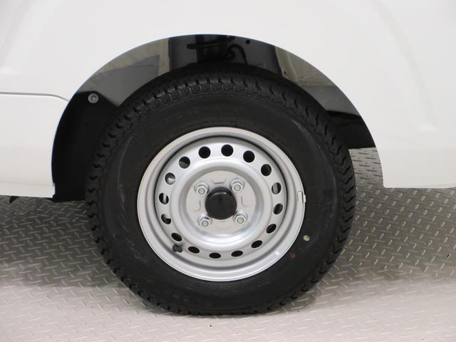 ハイゼットトラックスタンダード　農用スペシャル４ＷＤ　ＭＴ５速　ＡＭ／ＦＭラジオ　荷台作業灯　オートライト　アイドリングストップ　衝突被害軽減システム　レーンアシスト　オートマチックハイビーム　ティーゼットデオプラス（岡山県）の中古車