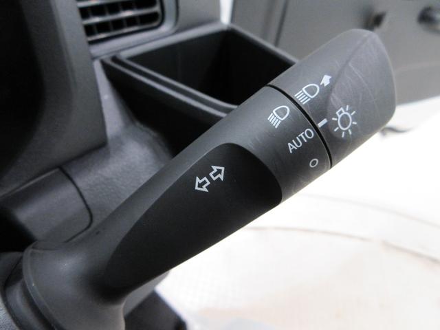 ハイゼットトラックスタンダード 農用スペシャル4WD MT5速 AM/FMラジオ 荷台作業灯 オートライト アイドリングストップ 衝突被害軽減システム レーンアシスト オートマチックハイビーム ティーゼットデオプラス(岡山県)の中古車