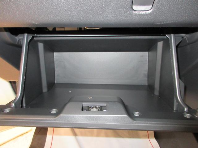 ハイゼットトラックスタンダード 農用スペシャル4WD MT5速 AM/FMラジオ 荷台作業灯 オートライト アイドリングストップ 衝突被害軽減システム レーンアシスト オートマチックハイビーム ティーゼットデオプラス(岡山県)の中古車