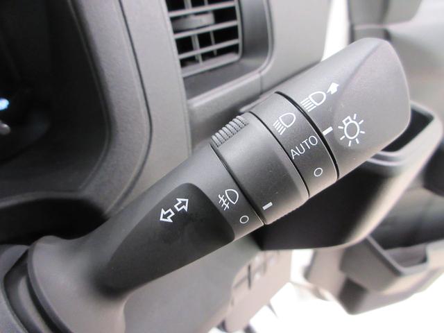 ハイゼットカーゴデラックス両側スライドドア　バックモニター　ディスプレイオーディオ　Ｂｌｕｅｔｏｏｔｈ　オートライト　キーレスエントリー　アイドリングストップ　衝突被害軽減システム　レーンアシスト　オートマチックハイビーム（岡山県）の中古車