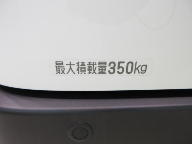 ハイゼットカーゴデラックス両側スライドドア　バックモニター　ディスプレイオーディオ　Ｂｌｕｅｔｏｏｔｈ　オートライト　キーレスエントリー　アイドリングストップ　衝突被害軽減システム　レーンアシスト　オートマチックハイビーム（岡山県）の中古車
