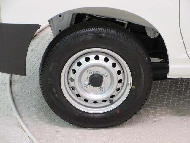 ハイゼットカーゴデラックス両側スライドドア　バックモニター　ディスプレイオーディオ　Ｂｌｕｅｔｏｏｔｈ　オートライト　キーレスエントリー　アイドリングストップ　衝突被害軽減システム　レーンアシスト　オートマチックハイビーム（岡山県）の中古車