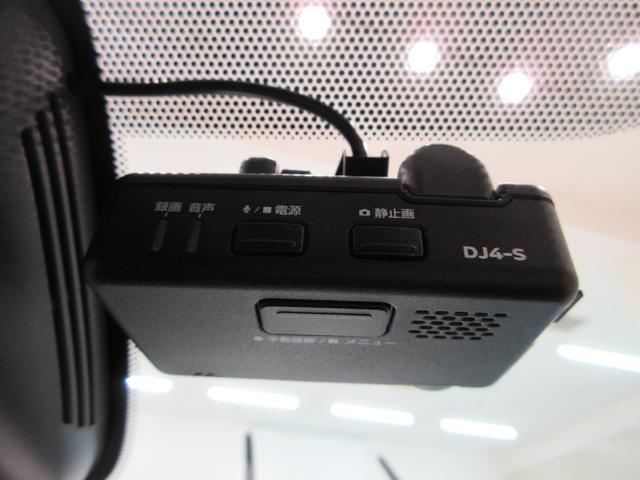 セレナハイウェイスター Vセレクション2両側パワースライドドア オートライト キーフリー 電動格納式ドアミラー エアコン パワーステアリング パワーウィンドウ 運転席エアバッグ ABS ティーゼットデオプラス(岡山県)の中古車