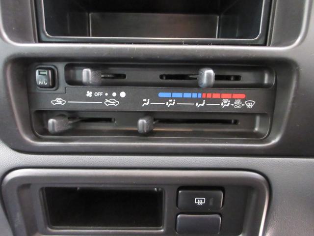 ハイゼットカーゴクルーズＭＴ５速　両側スライドドア　キーレスエントリー　ＣＤチューナー　電動格納式ドアミラー　エアコン　パワーステアリング　パワーウィンドウ　運転席エアバッグ　ＡＢＳ　ティーゼットデオプラス（岡山県）の中古車