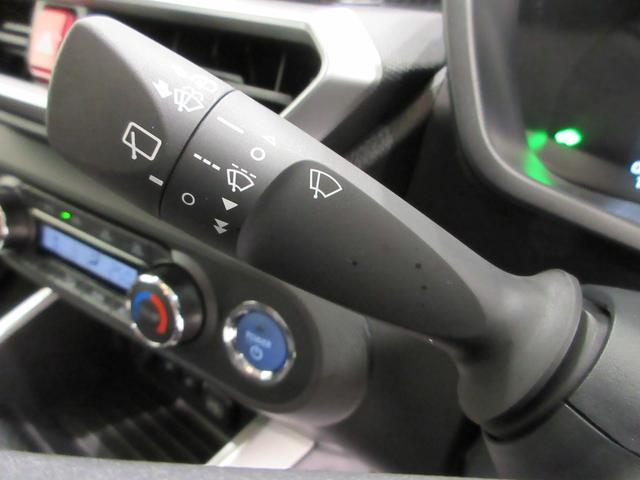ロッキープレミアムＧ　ＨＥＶパノラマモニター　７インチナビ　ドライブレコーダー　シートヒーター　ＵＳＢ入力端子　Ｂｌｕｅｔｏｏｔｈ　オートライト　キーフリー　衝突被害軽減システム　レーンアシスト　オートマチックハイビーム（岡山県）の中古車