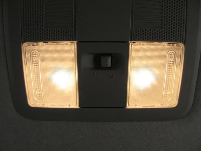 ロッキープレミアムＧ　ＨＥＶパノラマモニター　７インチナビ　ドライブレコーダー　シートヒーター　ＵＳＢ入力端子　Ｂｌｕｅｔｏｏｔｈ　オートライト　キーフリー　衝突被害軽減システム　レーンアシスト　オートマチックハイビーム（岡山県）の中古車