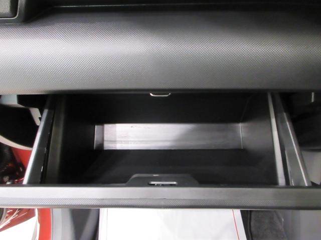 ロッキープレミアムＧ　ＨＥＶパノラマモニター　７インチナビ　ドライブレコーダー　シートヒーター　ＵＳＢ入力端子　Ｂｌｕｅｔｏｏｔｈ　オートライト　キーフリー　衝突被害軽減システム　レーンアシスト　オートマチックハイビーム（岡山県）の中古車