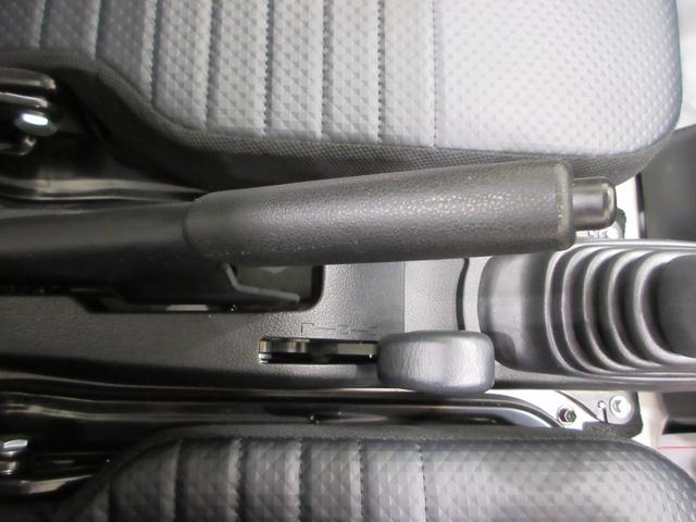 ハイゼットトラックスタンダード 農用スペシャル4WD MT5速 AM/FMラジオ 荷台作業灯 オートライト アイドリングストップ 衝突被害軽減システム レーンアシスト オートマチックハイビーム ティーゼットデオプラス(岡山県)の中古車