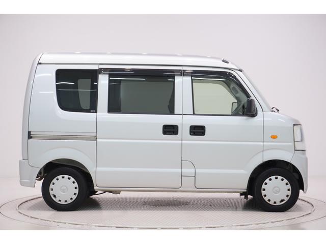 ミニキャブバン 中古車 ブラボー両側スライドドア　キーレスエントリー　ＣＤチューナー　エアコン　パワーステアリング　パワーウィンドウ　運転席エアバッグ　ＡＢＳ　ティーゼットデオプラス