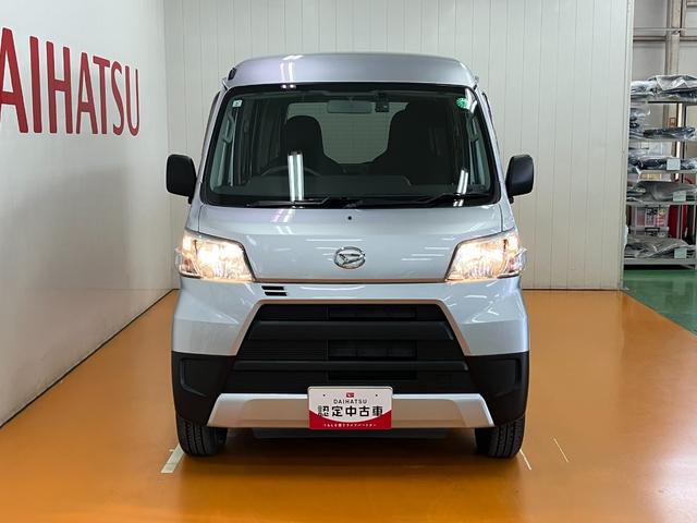 ハイゼットカーゴスローパー　リヤレス＋補助シート福祉車両　車椅子乗車　電動ウインチ　ドラレコ　両側スライドドア　エアコン　ＵＳＢ接続端子　アイドリングストップ　リヤファン　パワーウインドウ　Ｂカメラ　キーレス（神奈川県）の中古車