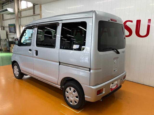 ハイゼットカーゴスローパー　リヤレス＋補助シート福祉車両　車椅子乗車　電動ウインチ　ドラレコ　両側スライドドア　エアコン　ＵＳＢ接続端子　アイドリングストップ　リヤファン　パワーウインドウ　Ｂカメラ　キーレス（神奈川県）の中古車