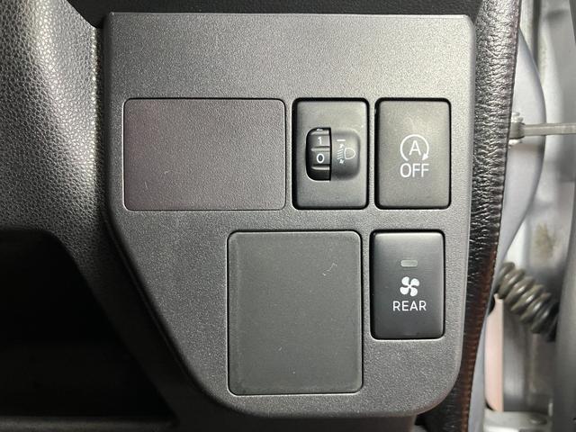 ハイゼットカーゴスローパー　リヤレス＋補助シート福祉車両　車椅子乗車　電動ウインチ　ドラレコ　両側スライドドア　エアコン　ＵＳＢ接続端子　アイドリングストップ　リヤファン　パワーウインドウ　Ｂカメラ　キーレス（神奈川県）の中古車