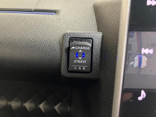 タントカスタムＲＳスタイルセレクションサポカーＳワイド適合　ミラクルオープンドア　パノラマモニター対応　ＵＳＢ接続端子　両側オートスライドドア　ＥＴＣ　ドラレコ　ブラインドスポットモニター　ステアリングスイッチ　シートヒーター　キーフリー（神奈川県）の中古車