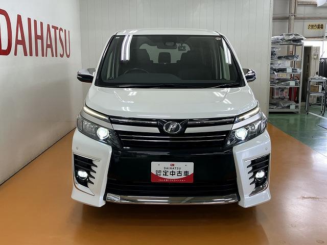 ヴォクシーＺＳ　煌II衝突被害軽減ブレーキシステム　３列シート　ドラレコ　両側オートスライドドア　ステアリングスイッチ　リヤエアコン　ＥＴＣ　Ｐスタート　車線逸脱警告装置　オートハイビーム　キーフリー（神奈川県）の中古車