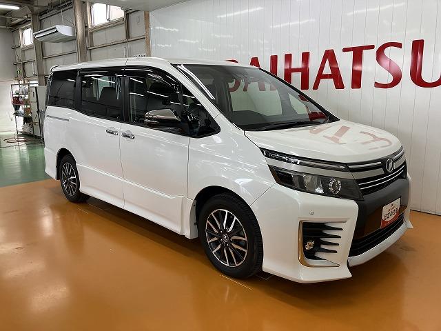 ヴォクシーＺＳ　煌II衝突被害軽減ブレーキシステム　３列シート　ドラレコ　両側オートスライドドア　ステアリングスイッチ　リヤエアコン　ＥＴＣ　Ｐスタート　車線逸脱警告装置　オートハイビーム　キーフリー（神奈川県）の中古車